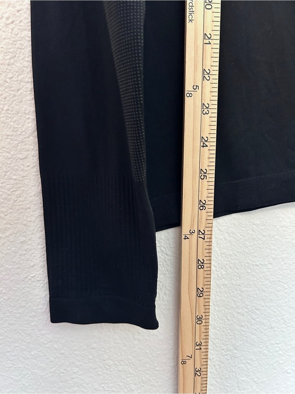 Gymshark Breeze Seamless Hoodie Cinch Back Black Athletic - Picture 11 of 14